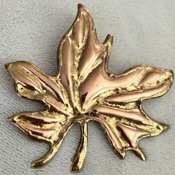 Artisan Two Tone Maple Leaf Oversized Pendant Brooch - Picture 2 of 3